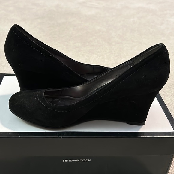 Nine West Suede Pumps - Picture 1 of 7